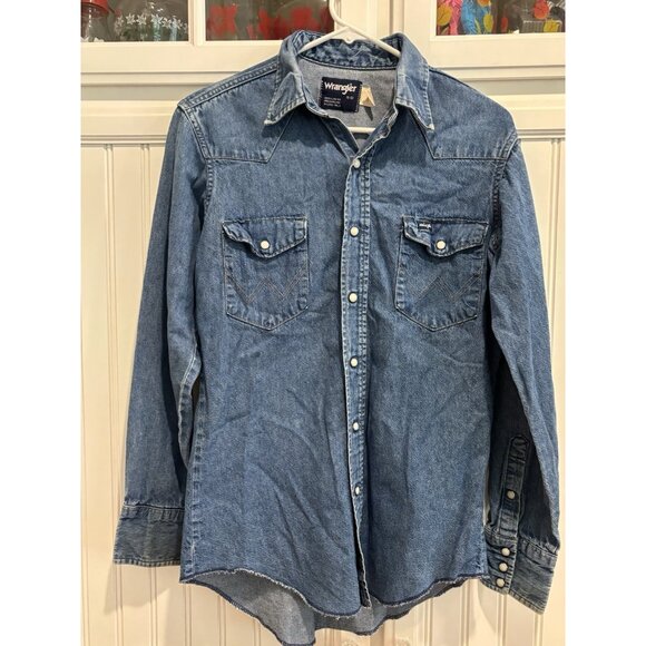 Wrangler Men Western Denim Shirt Sz 15-33 Pearl Snap Ranch Cowboy Rodeo Barn USA - Picture 1 of 8